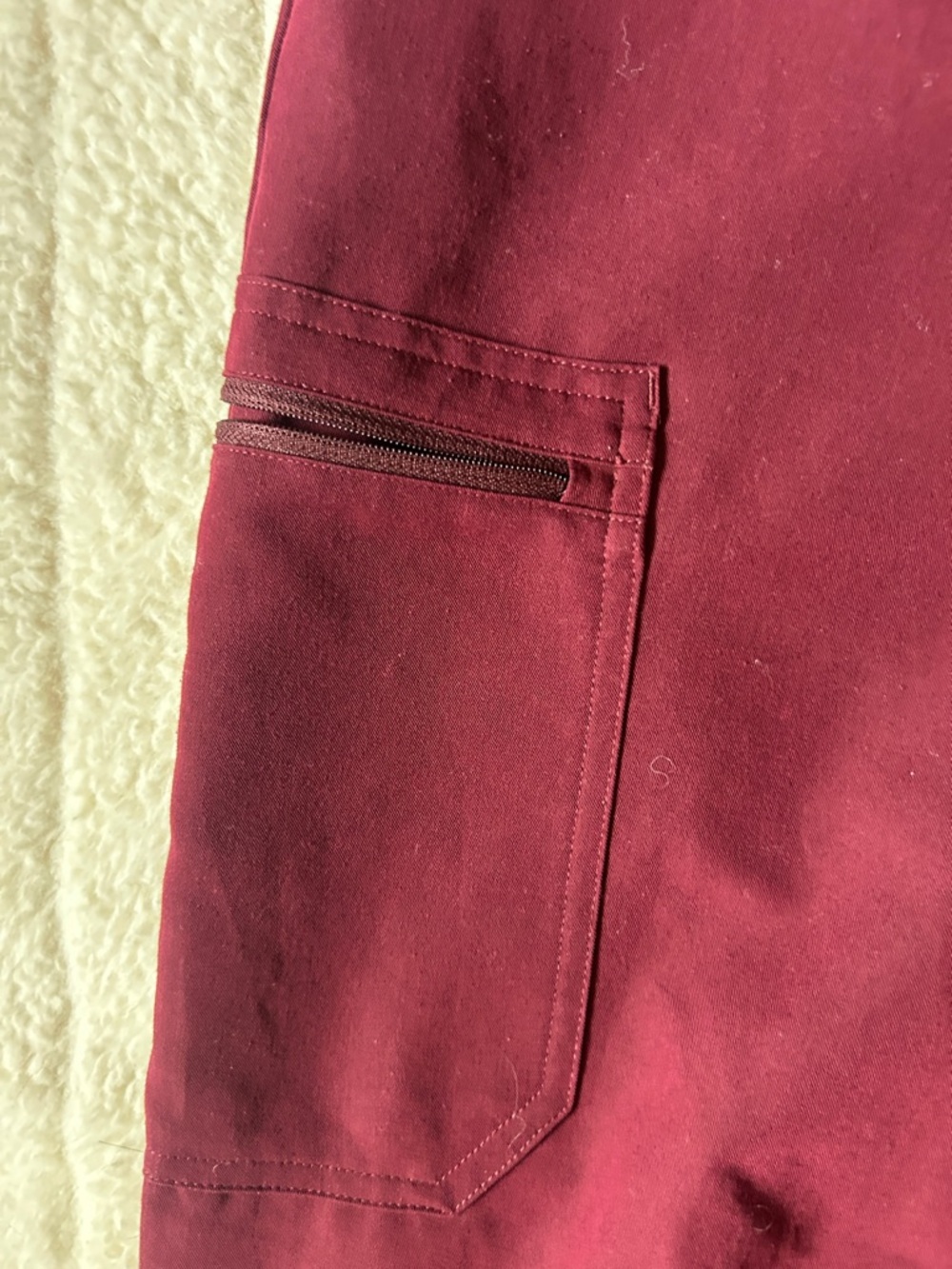 FIGS Women's Burgundy Drawstring Joggers - Picture 5 of 7